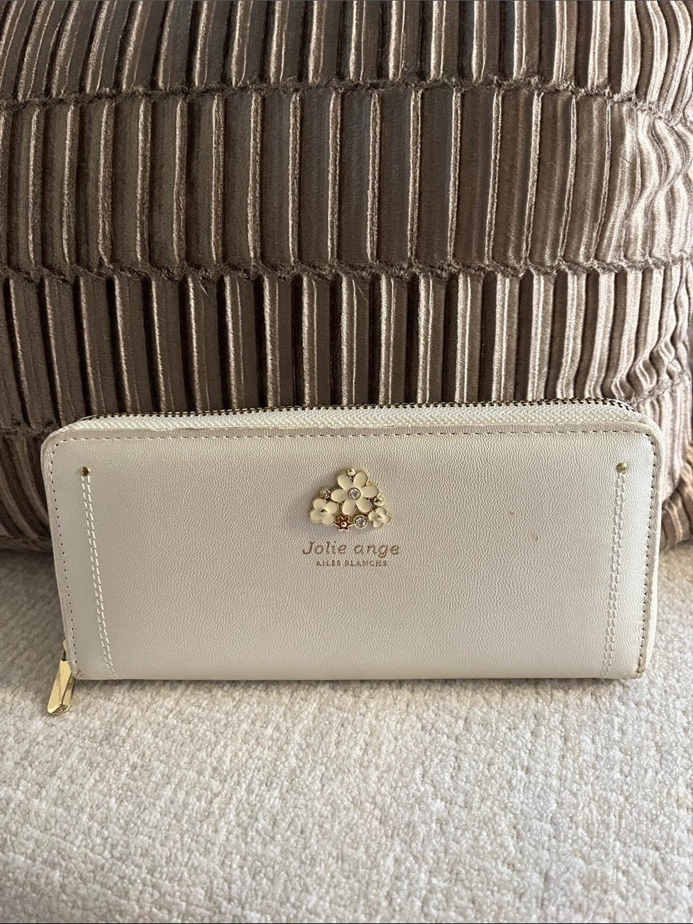 White Floral Accent Women's Wallet with Gold Details